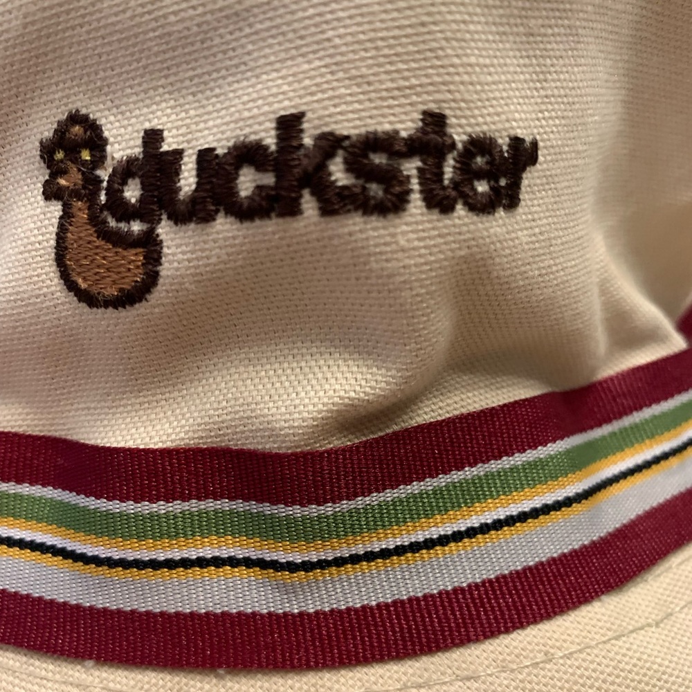 Classic Duckster bucket hat.